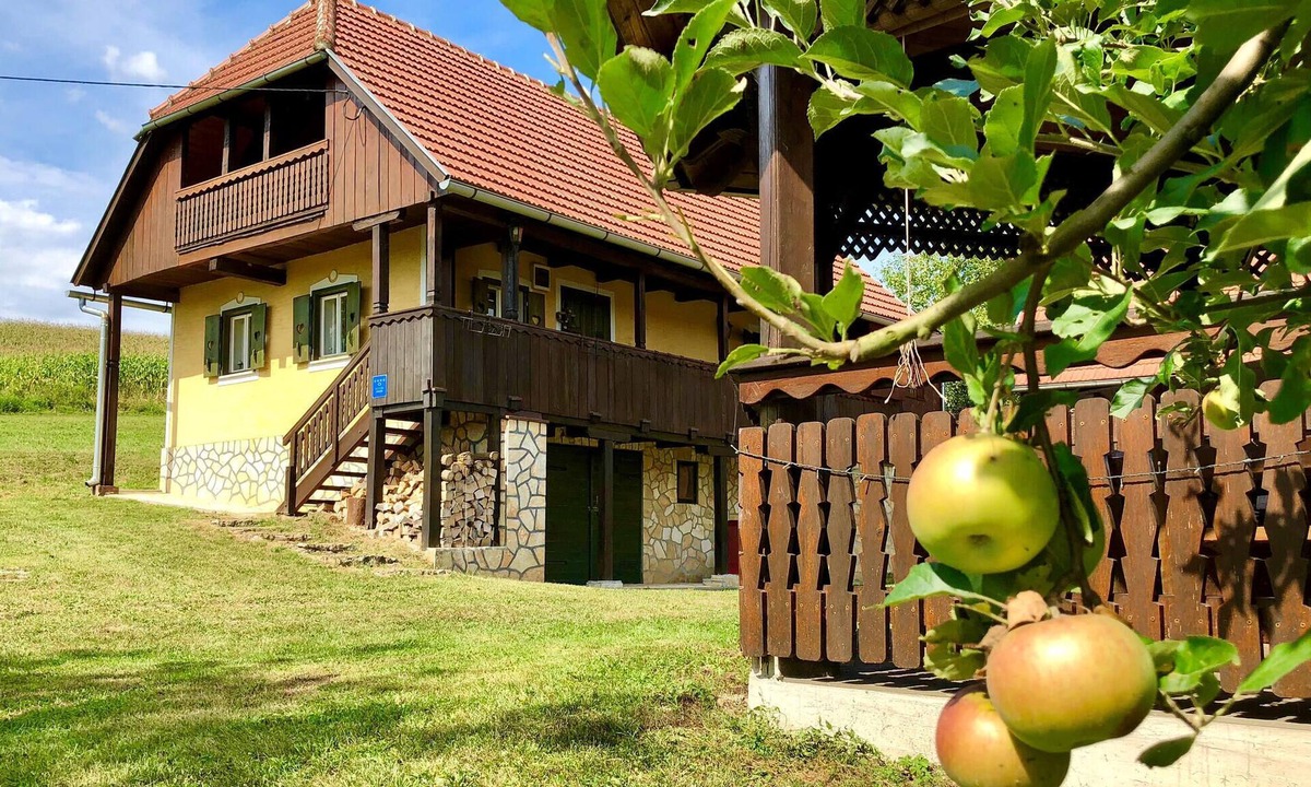 Barilovic House | 1 bedroom cozy home in Duga Resa
