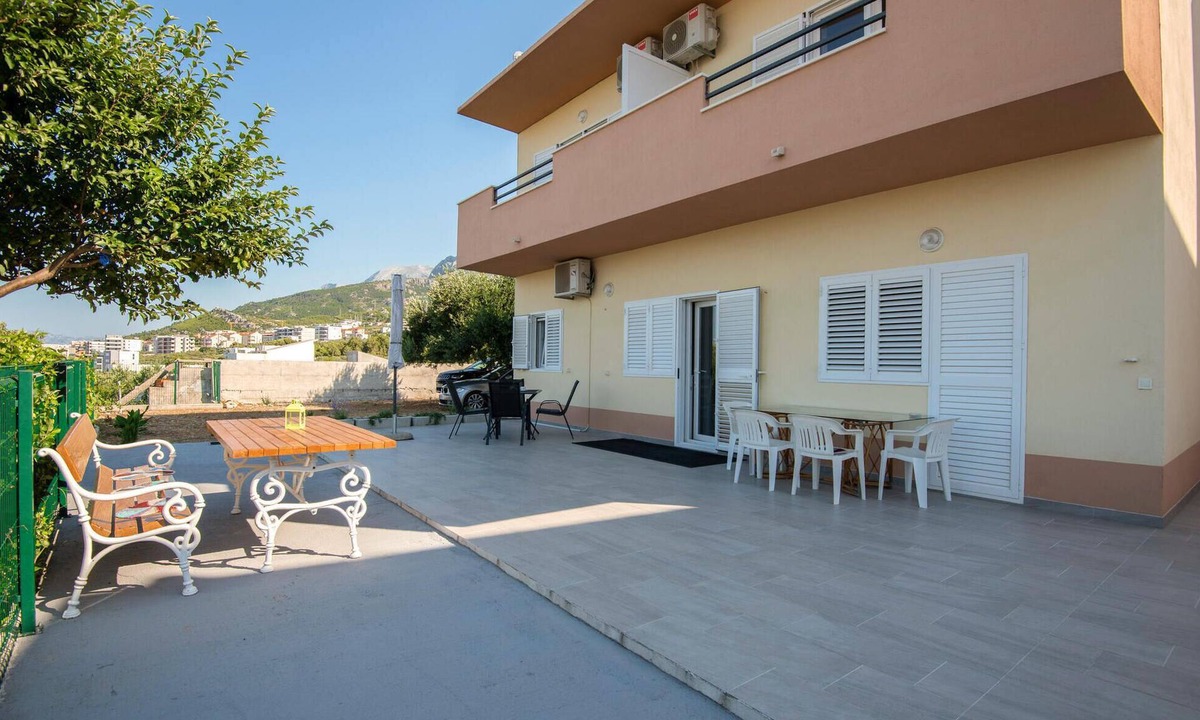 Makarska Apartment | 1 bedroom lovely apartment in Makarska
