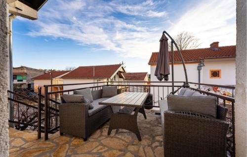 Gornji Karin Apartment | 1 Bedroom Nice Apartment In Gornji Karin
