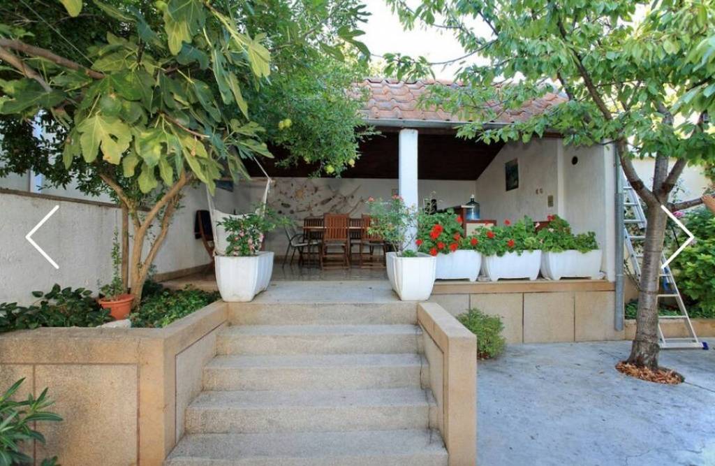 Starigrad Apartment | 120 m² Apartment ∙ 3 bedrooms ∙ 7 guests