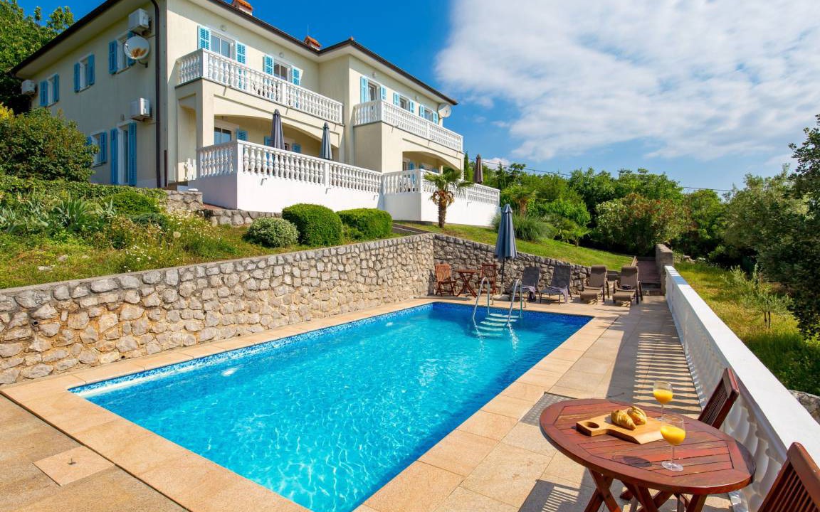 Martina House | 120 m² House ∙ 3 bedrooms ∙ 6 guests