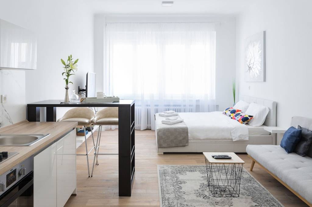 Zagreb Apartment | 150sqm Main Square Apt!-4 Units-Great for Groups!