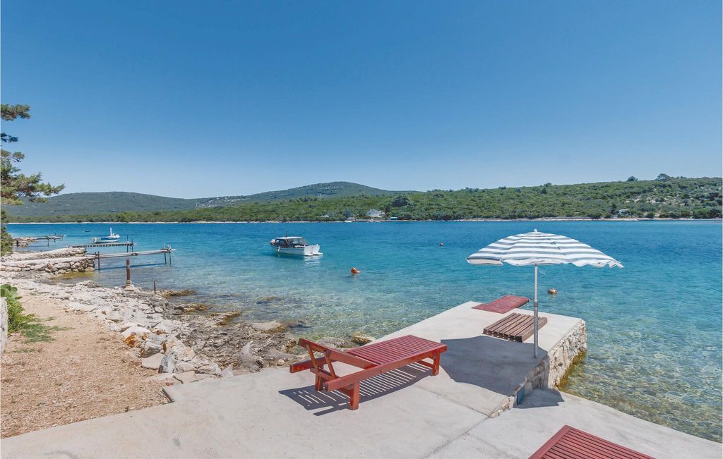 Cunski House | 2 bedroom accommodation in Cunski