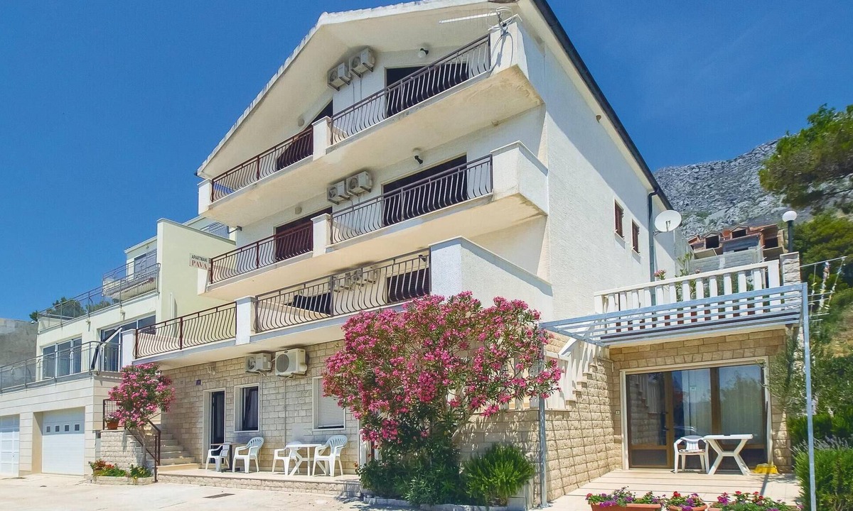 Lokva Rogoznica Apartment | 2 bedroom lovely apartment in Lokva Rogoznica