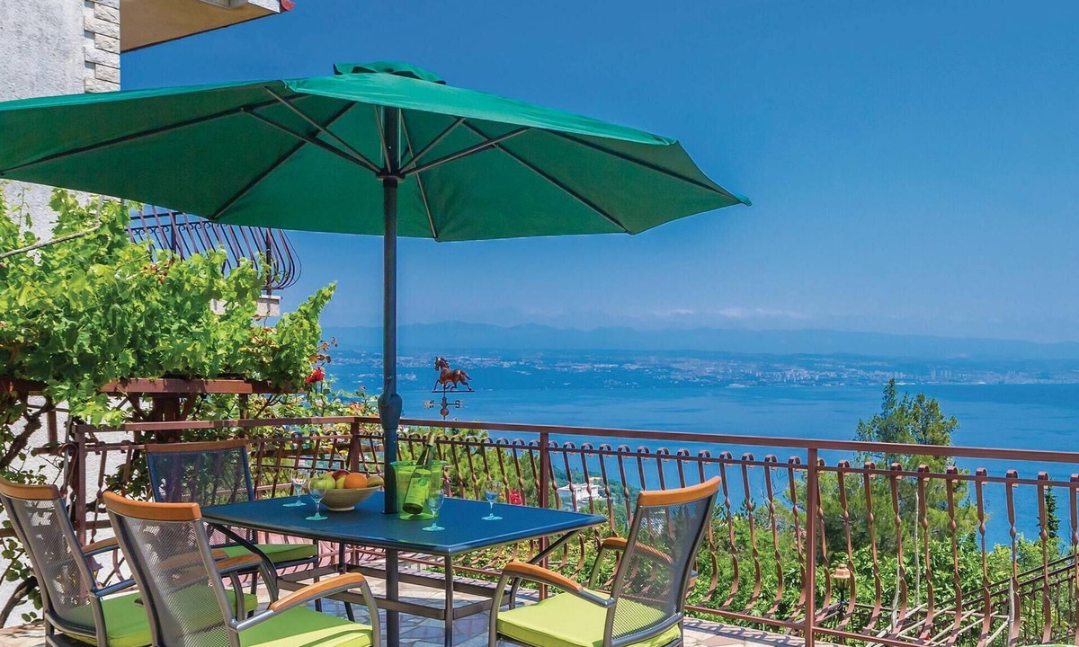 Liganj Apartment | 2 bedroom lovely apartment in Lovran