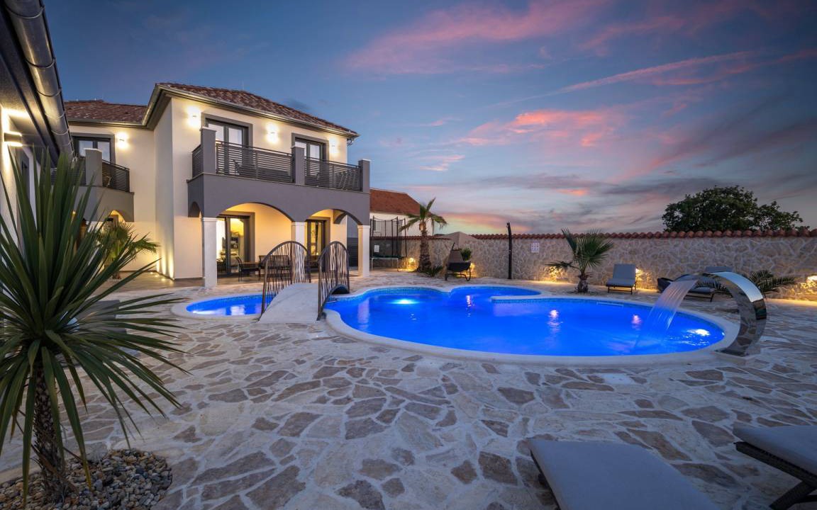 Murvica Villa | 220 m² Villa ∙ 6 bedrooms ∙ 12 guests