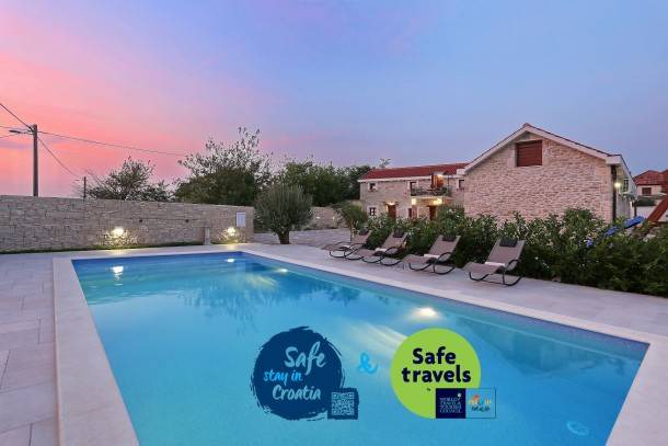 Skabrnja Villa | 240 m² Villa ∙ 4 bedrooms ∙ 10 guests
