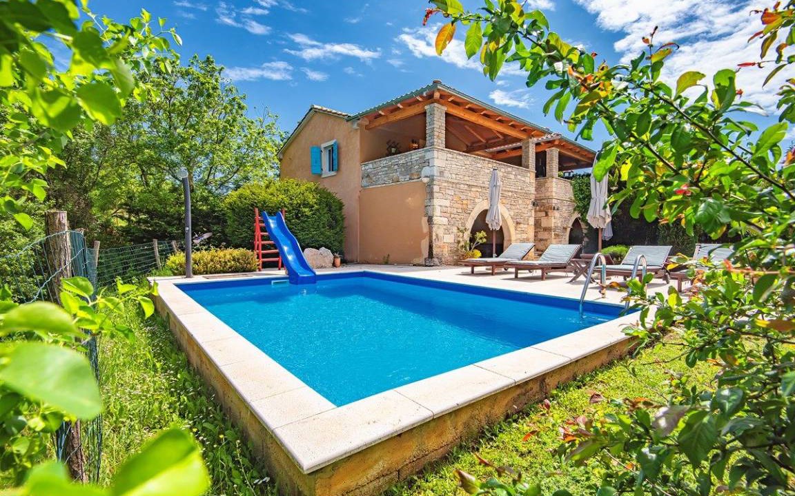 Gradisce House | 250 m² House ∙ 6 bedrooms ∙ 16 guests