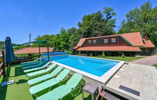 Klanjec House | 3 bedroom accommodation in Klanjec