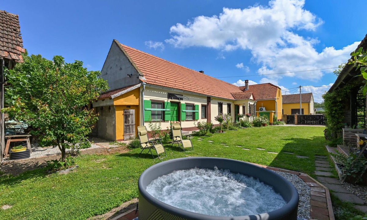 Hlebine House | 3 bedroom amazing home in Hlebine
