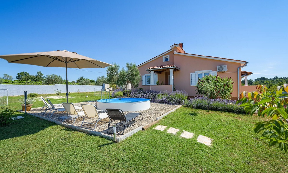 Bibici House | 3 bedroom beautiful home in Bibici