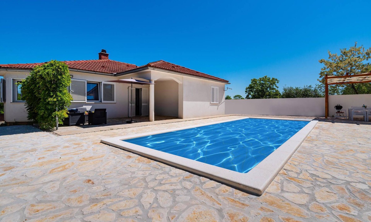 Brisevo House | 3 bedroom cozy home in Brisevo