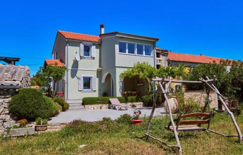 Punta Kriza House | 3 Bedroom Nice Home In Punta Kriza