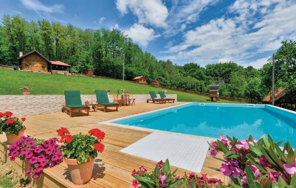 Novi Marof House | 4 bedroom accommodation in Novi Marof