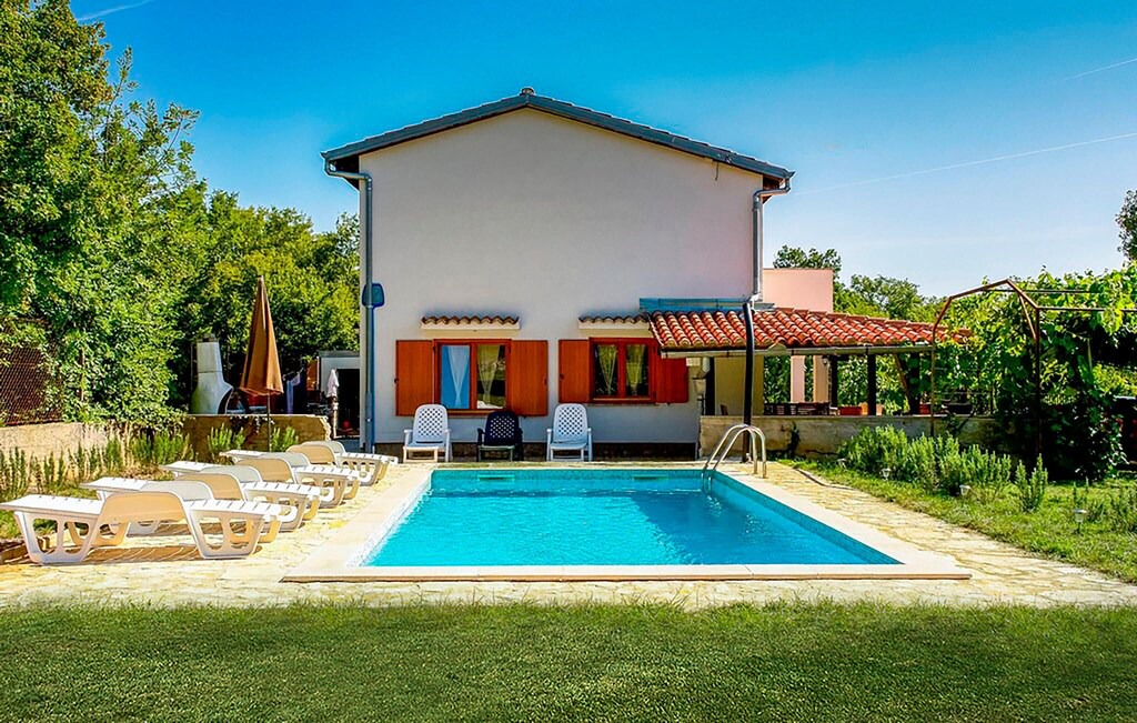 Nenadici House | 4 bedroom accommodation in Krk