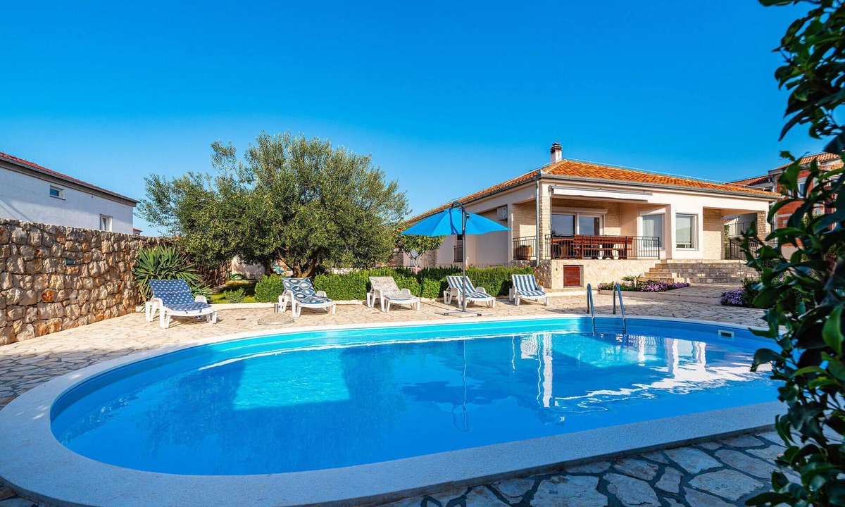 Sukosan House | 4 bedroom beautiful home in Gorica