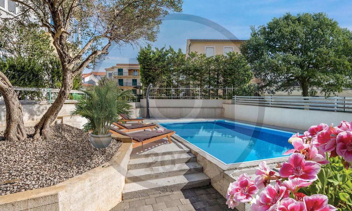 Srima Apartment | 4 bedroom cozy apartment in Srima