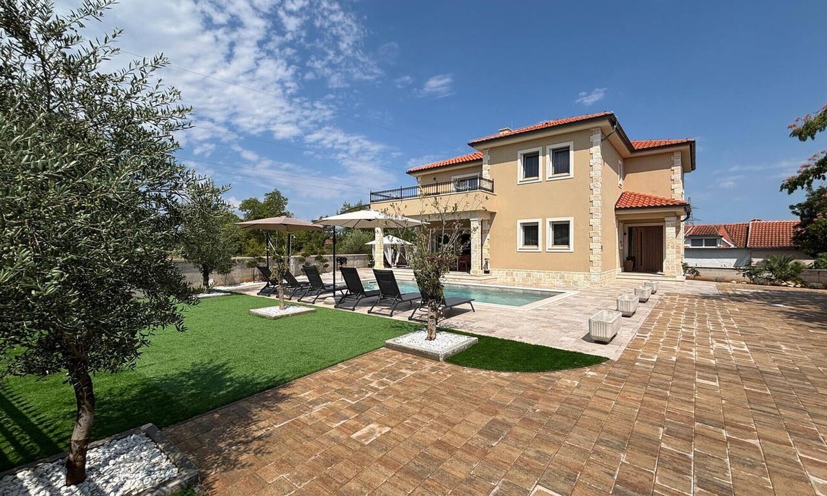 Rasopasno House | 4 bedroom lovely home in Rasopasno