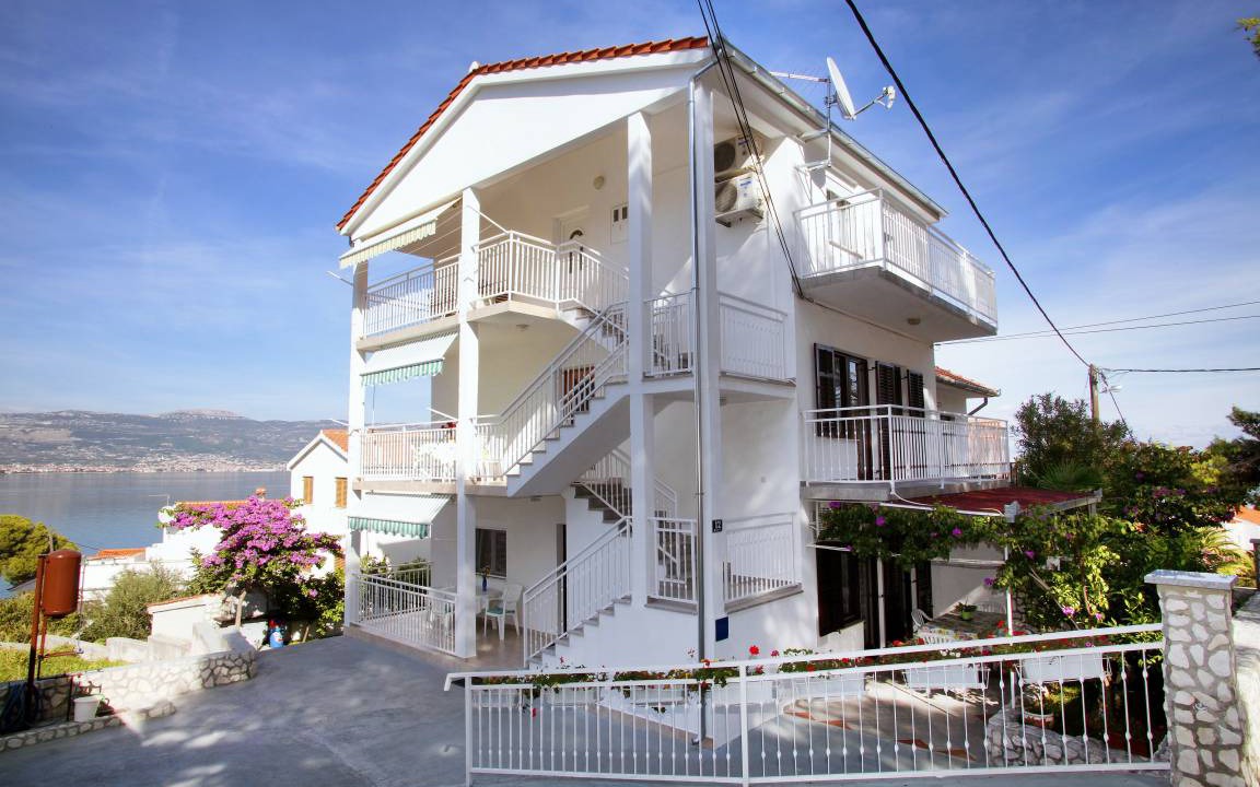 Municipality of Trogir Apartment | 42 m² Apartment ∙ 2 bedrooms ∙ 4 guests