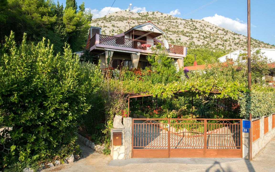 Starigrad Apartment | 45 m² Apartment ∙ 1 bedroom ∙ 4 guests
