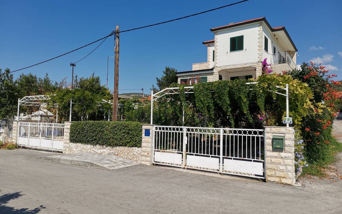 Vinisce Apartment | 49 m² Apartment ∙ 2 bedrooms ∙ 5 guests