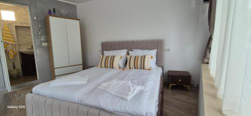 Sinmartin Apartment | 4You
