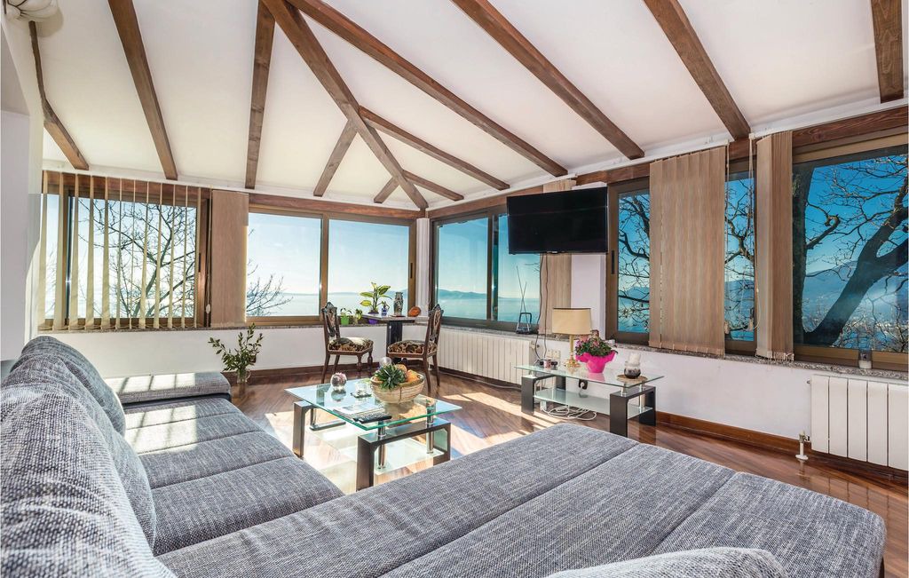 Cikovici House | 7 bedroom accommodation in Kastav