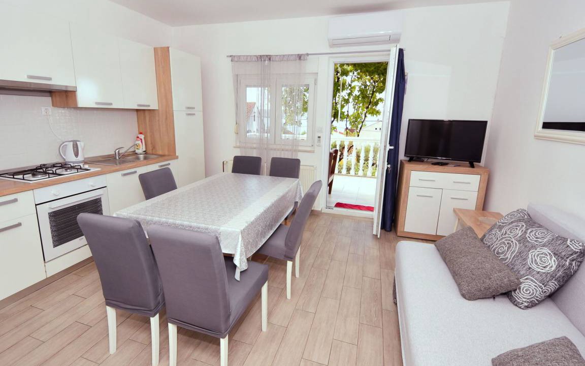 Maslenica Apartment | 85 m² Apartment ∙ 3 bedrooms ∙ 7 guests