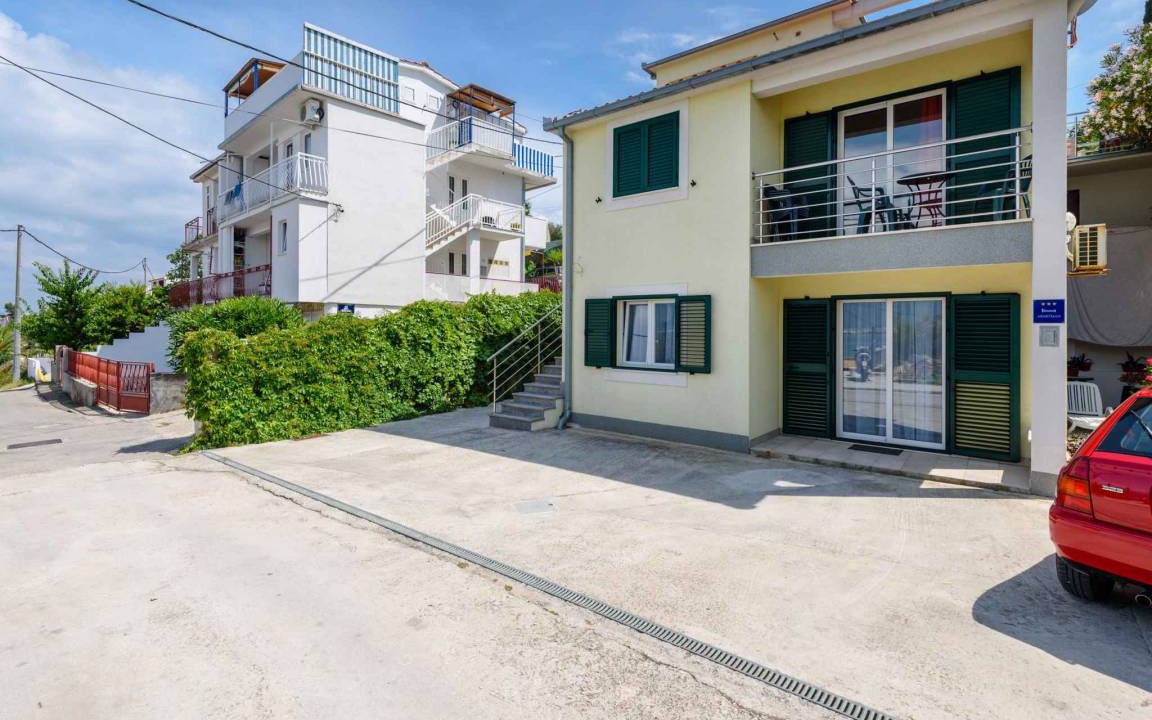 Arbanija Apartment | 90 m² Apartment ∙ 2 bedrooms ∙ 4 guests