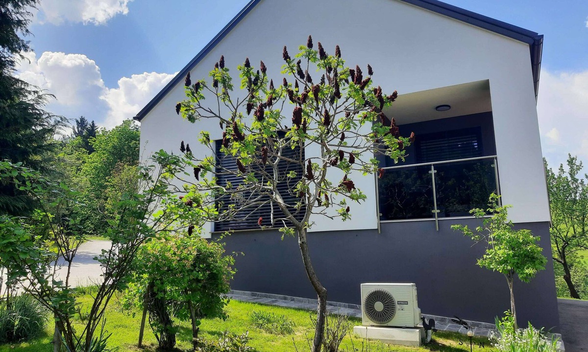 Paka House | A new & modernly furnished house with a sauna that creates a feeling of comfort