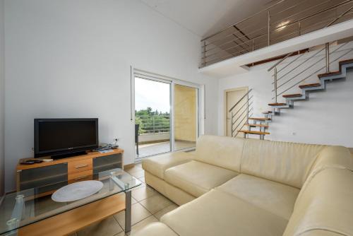 Monterol House | Adria Apartments