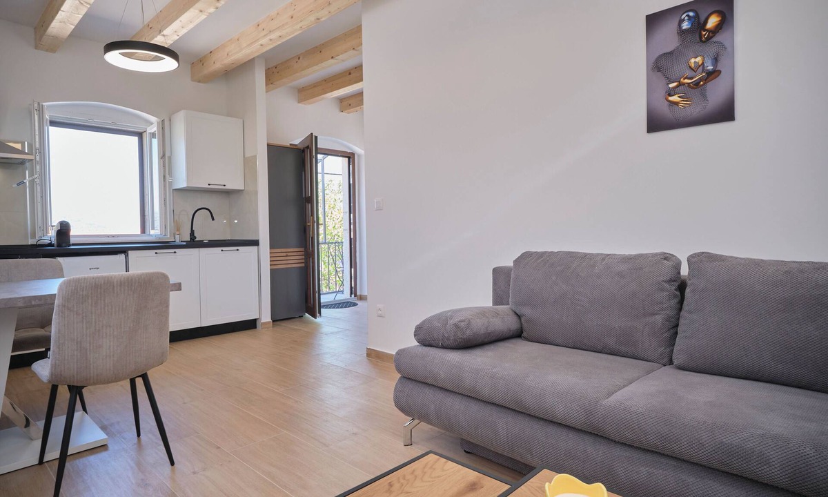 Businci Apartment | Adriatic Shell Apartment #2