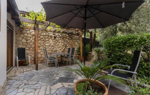 Artatore Apartment | Amazing Apartment In Mali Losinj With Wifi