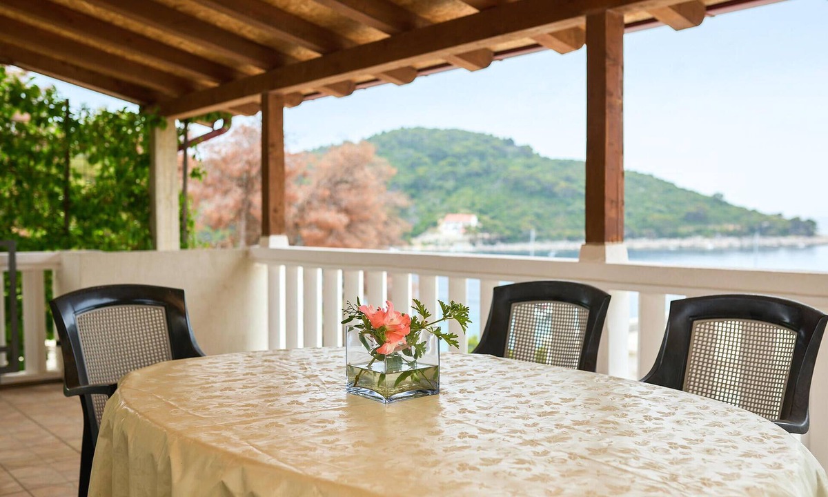 Saplunara Apartment | Amazing apartment in Saplunara with WiFi