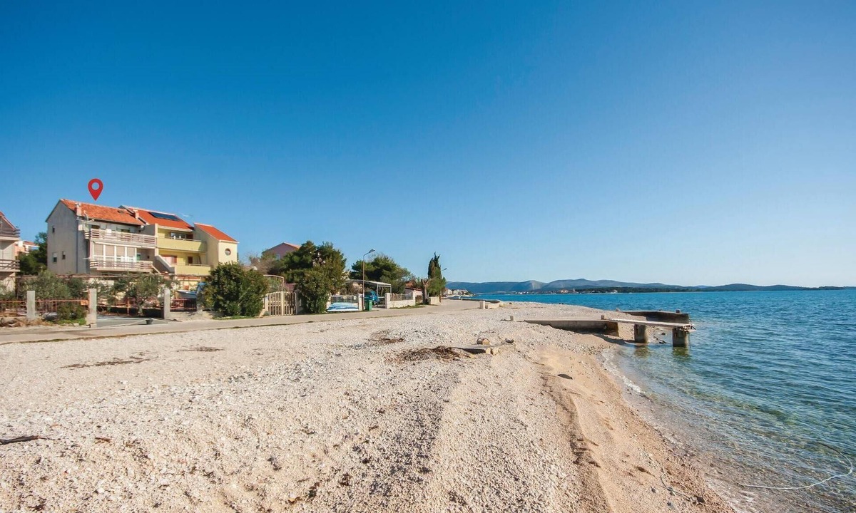 Brodarica Apartment | Amazing apartment in Sibenik with WiFi