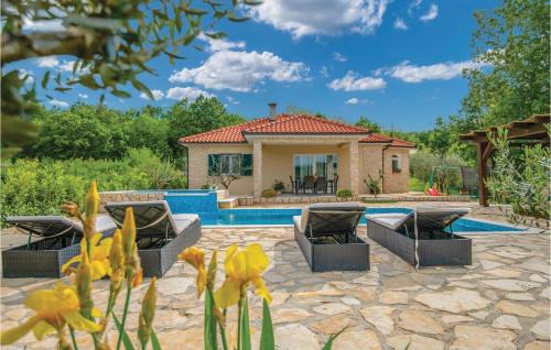 Grubine House | Amazing Home In Grubine