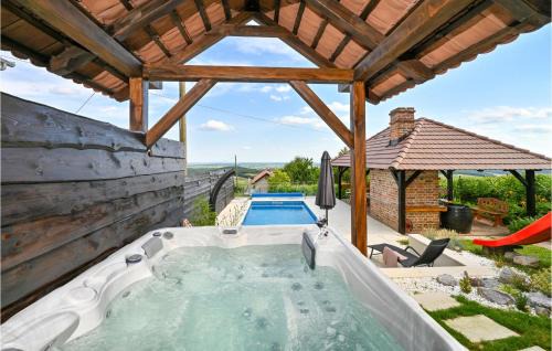 Kalnik House | Amazing Home In Kalnik With Sauna