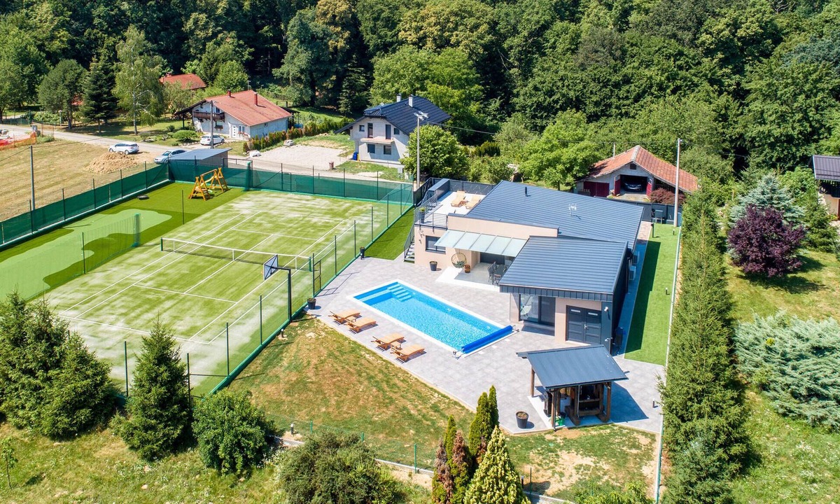 Koprivnica House | Amazing home in Koprivnica with sauna