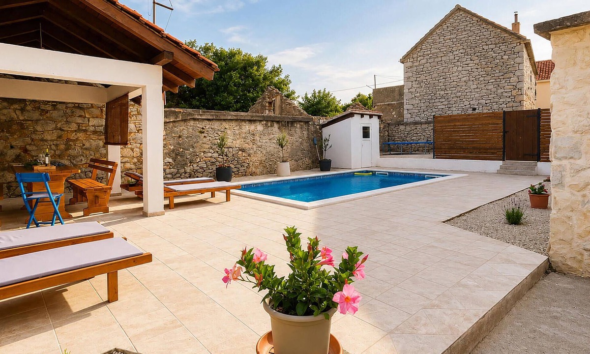Podgradina House | Amazing home in Podgradina