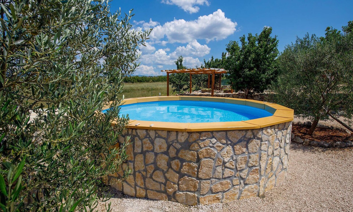 Oklaj House | Amazing home in Puljane
