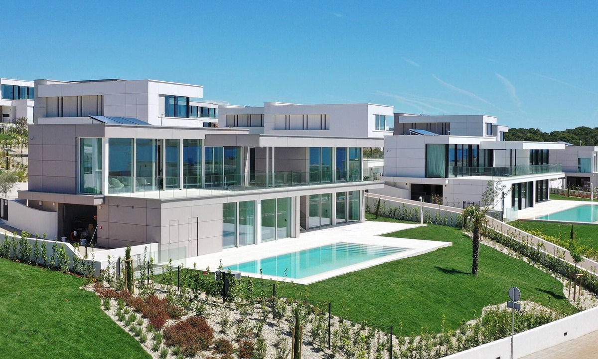 Ugljan House | Amazing home in Ugljan with private swimming pool, can be inside or outside