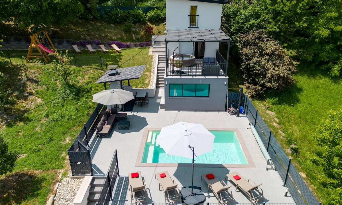 Sveti Ivan Zelina House | Amazing home in Zadrkovec