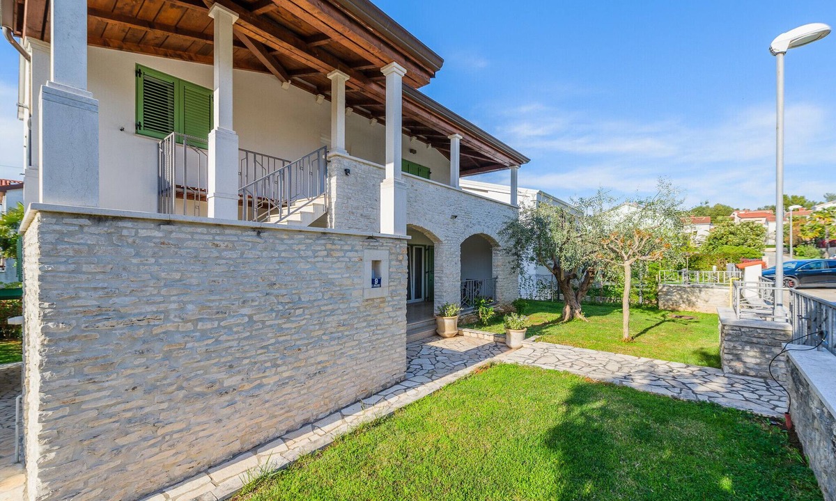Brulo Apartment | Aparment Inteuro in Porec, Istria