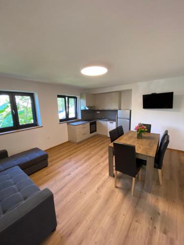 Most na Soci Apartment | Apartma PRI ŠTAJERKI