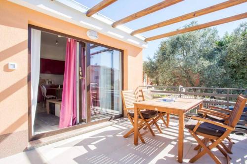 Stinjan Apartment | Apartman Cone