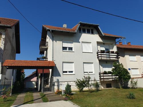 Vukovar Apartment | Apartman kod dide i bake