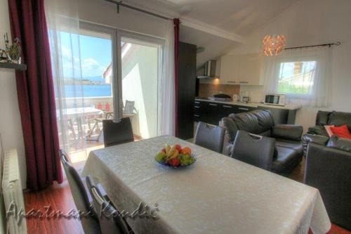 Omisalj Apartment | Apartman Kondić Omišalj