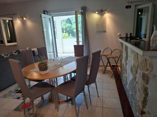 Kucice Villa | Apartman MAKA