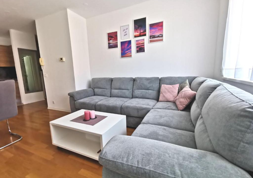 Sveta Nedelja Apartment | Apartman MERI