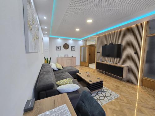 Slavonski Brod Apartment | Apartman STRONG 2